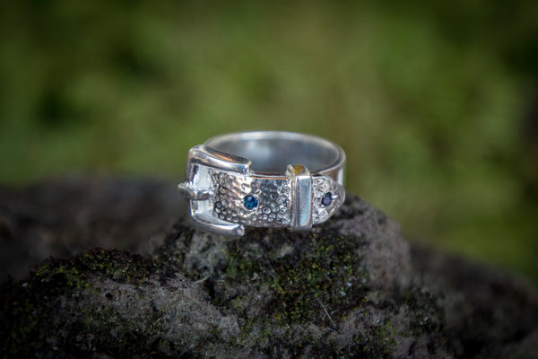 Buckle Ring - Thick - Sapphires