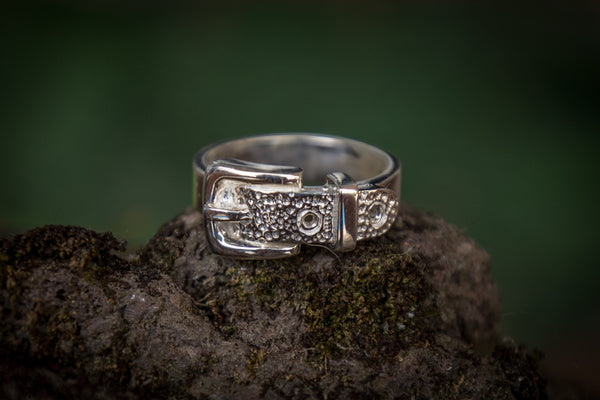 Buckle Ring - Thin